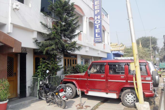 Deep Hotel Bodh Gaya Exterior photo